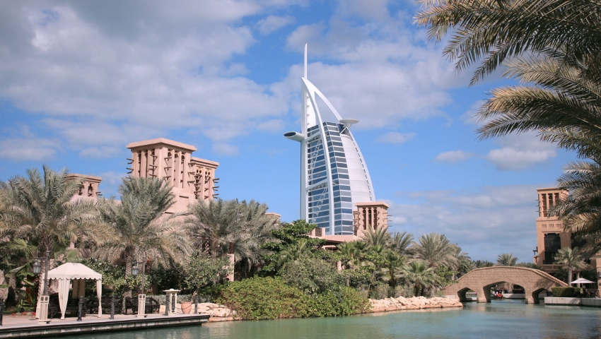 KONAKLAMALI 4 Gece 5 Gün AİLE/ ÇOCUK DUBAİ KAMPI
